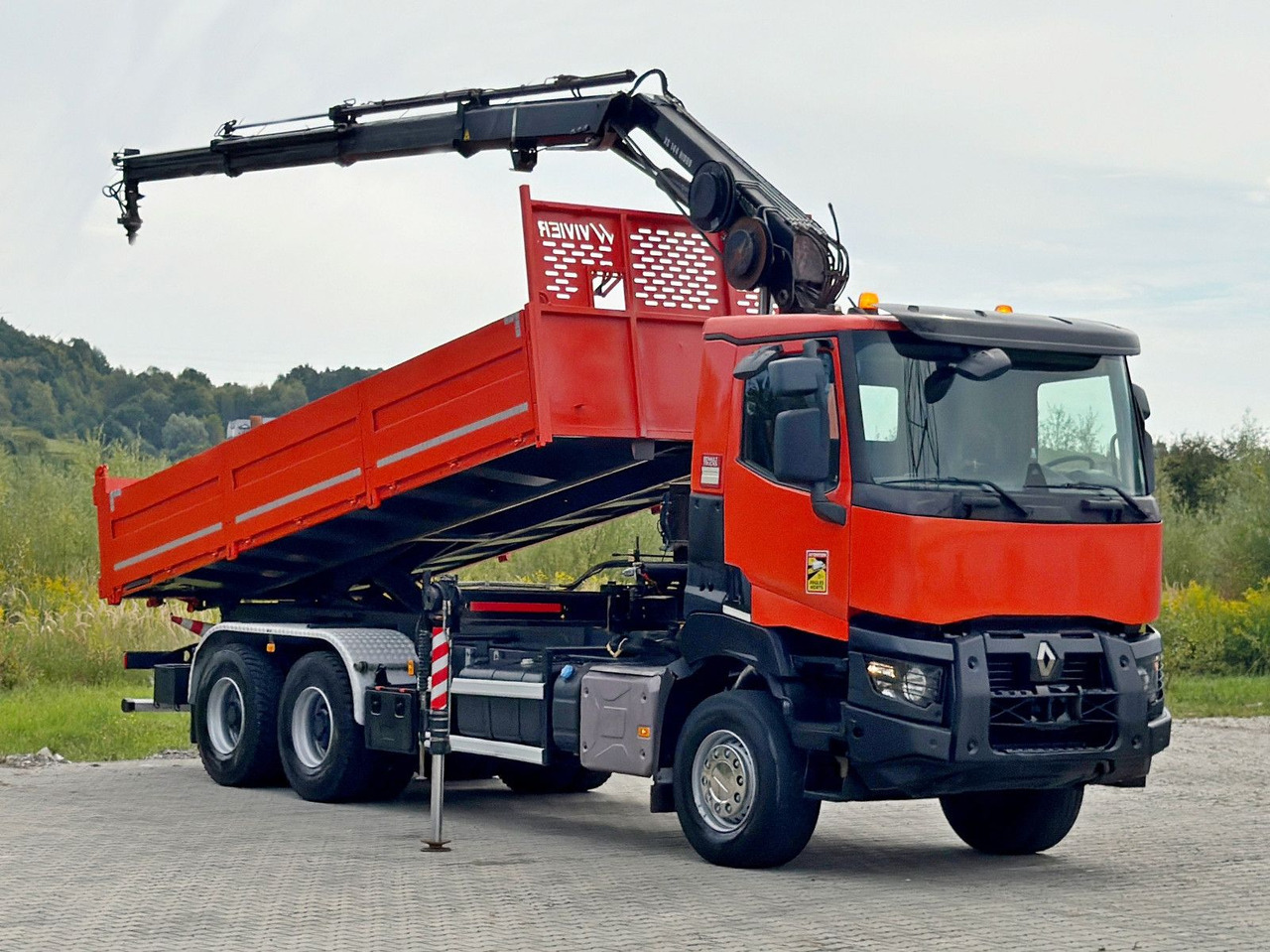 Renault K 380 * HIAB 144 BS - 3 HIDUO + FUNK * 6x4 * TOP - Tovornjak z dvigalom: slika 2 Renault K 380 * HIAB 144 BS - 3 HIDUO + FUNK * 6x4 * TOP - Tovornjak z dvigalom: slika 2