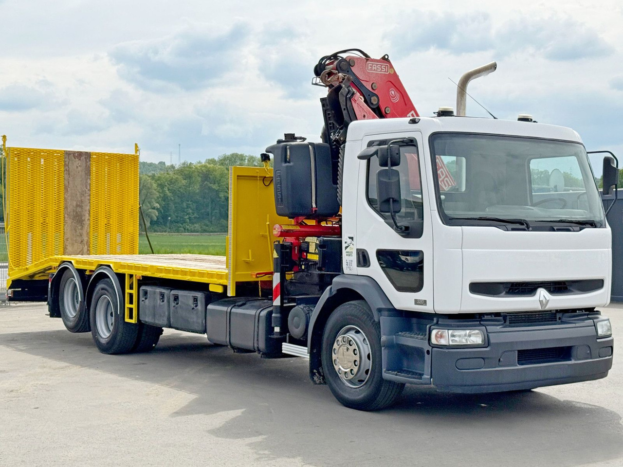 Renault PREMIUM 320 * FASSI F240B.22 + FUNK* TOP - Vlečno vozilo: slika 3 Renault PREMIUM 320 * FASSI F240B.22 + FUNK* TOP - Vlečno vozilo: slika 3