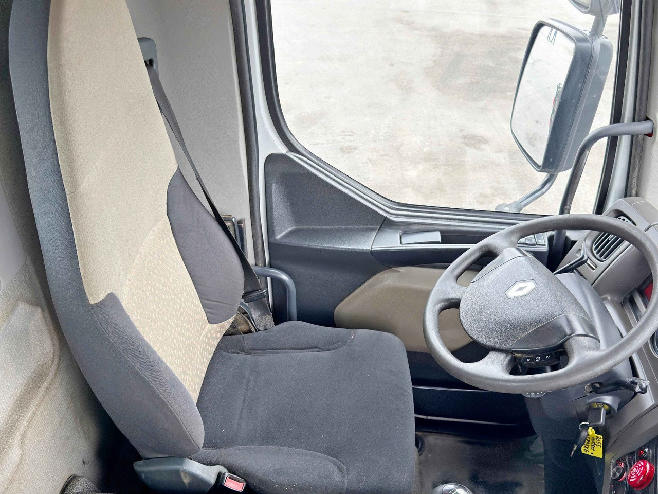 Renault PREMIUM 370 * FASSI F230AXP.22 + FUNK* TOP lizing Renault PREMIUM 370 * FASSI F230AXP.22 + FUNK* TOP: slika 12 Renault PREMIUM 370 * FASSI F230AXP.22 + FUNK* TOP lizing Renault PREMIUM 370 * FASSI F230AXP.22 + FUNK* TOP: slika 12