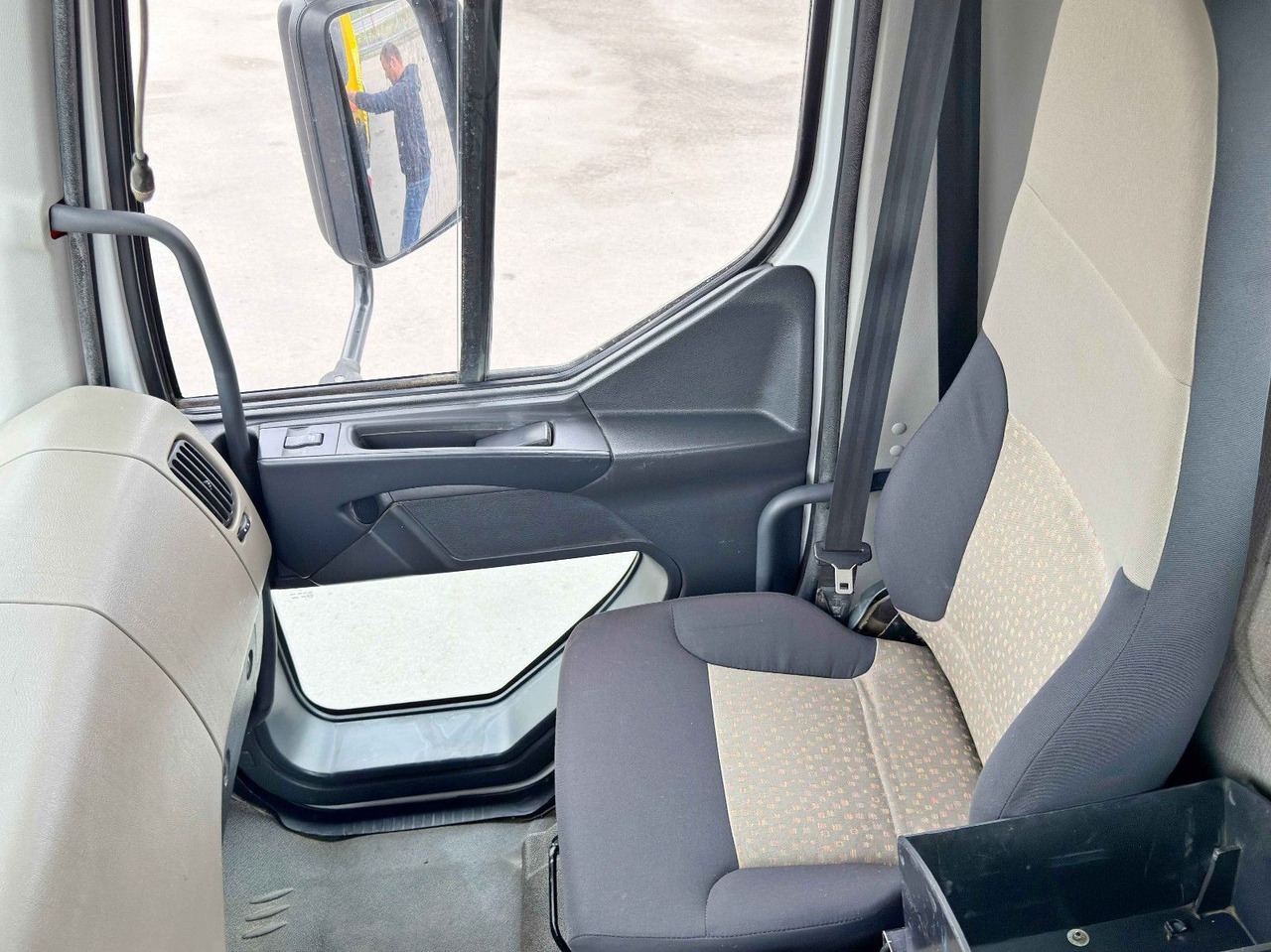 Renault PREMIUM 370 * FASSI F230AXP.22 + FUNK* TOP lizing Renault PREMIUM 370 * FASSI F230AXP.22 + FUNK* TOP: slika 10 Renault PREMIUM 370 * FASSI F230AXP.22 + FUNK* TOP lizing Renault PREMIUM 370 * FASSI F230AXP.22 + FUNK* TOP: slika 10