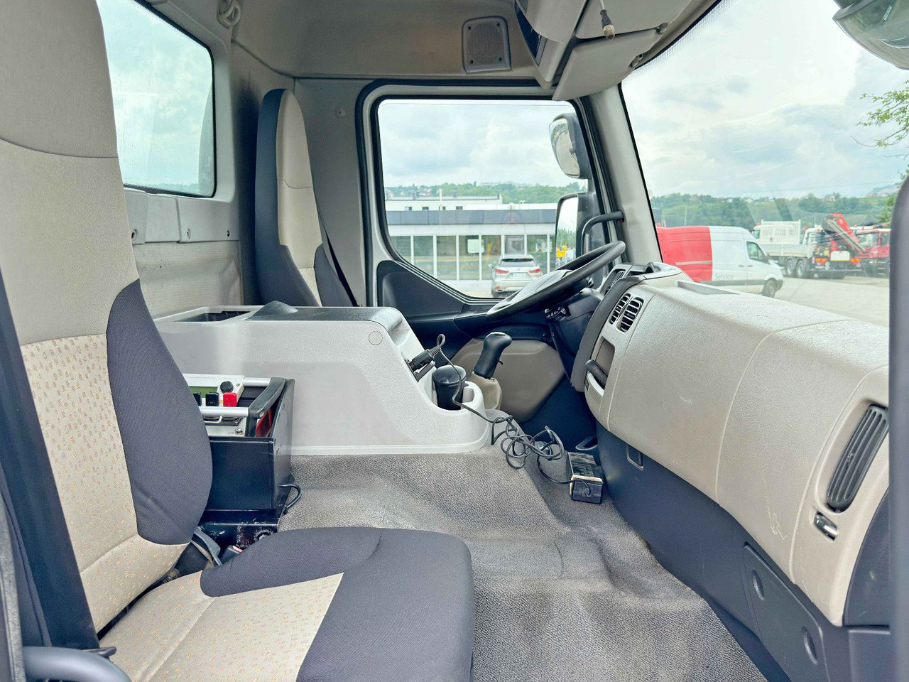 Renault PREMIUM 370 * FASSI F230AXP.22 + FUNK* TOP lizing Renault PREMIUM 370 * FASSI F230AXP.22 + FUNK* TOP: slika 11 Renault PREMIUM 370 * FASSI F230AXP.22 + FUNK* TOP lizing Renault PREMIUM 370 * FASSI F230AXP.22 + FUNK* TOP: slika 11