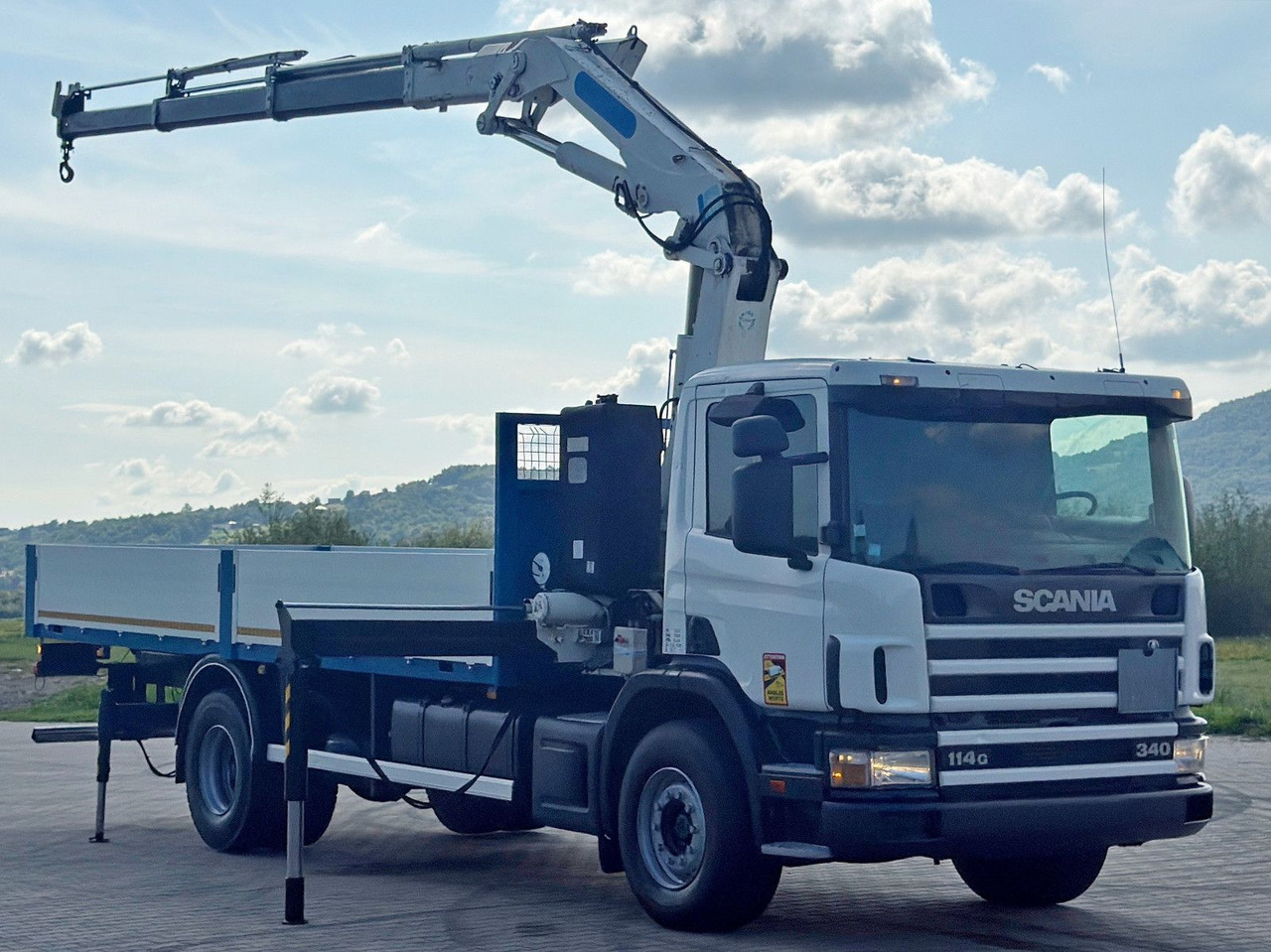 Scania 114 G 340 * PRITSCHE 7,00m * EFFER 210 3S + FUNK - Tovornjak z dvigalom: slika 2 Scania 114 G 340 * PRITSCHE 7,00m * EFFER 210 3S + FUNK - Tovornjak z dvigalom: slika 2