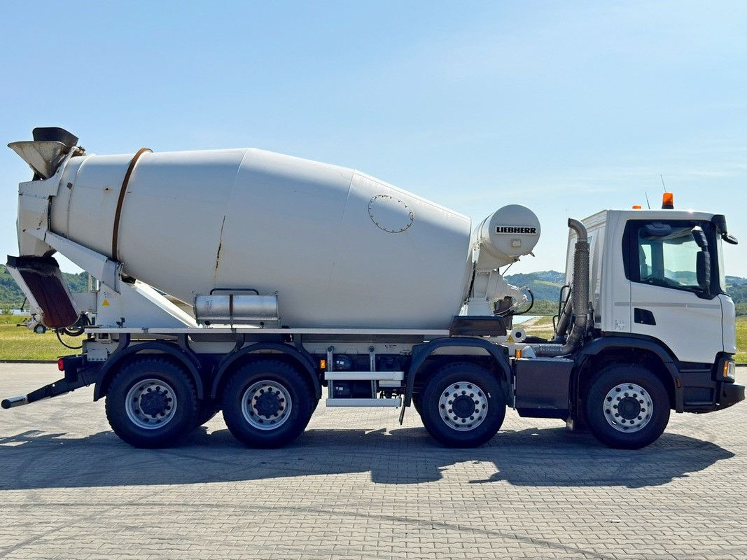 Scania P 450 * Betonmischer * 8x4 * TOPZUSTAND - Avtomešalec: slika 4 Scania P 450 * Betonmischer * 8x4 * TOPZUSTAND - Avtomešalec: slika 4