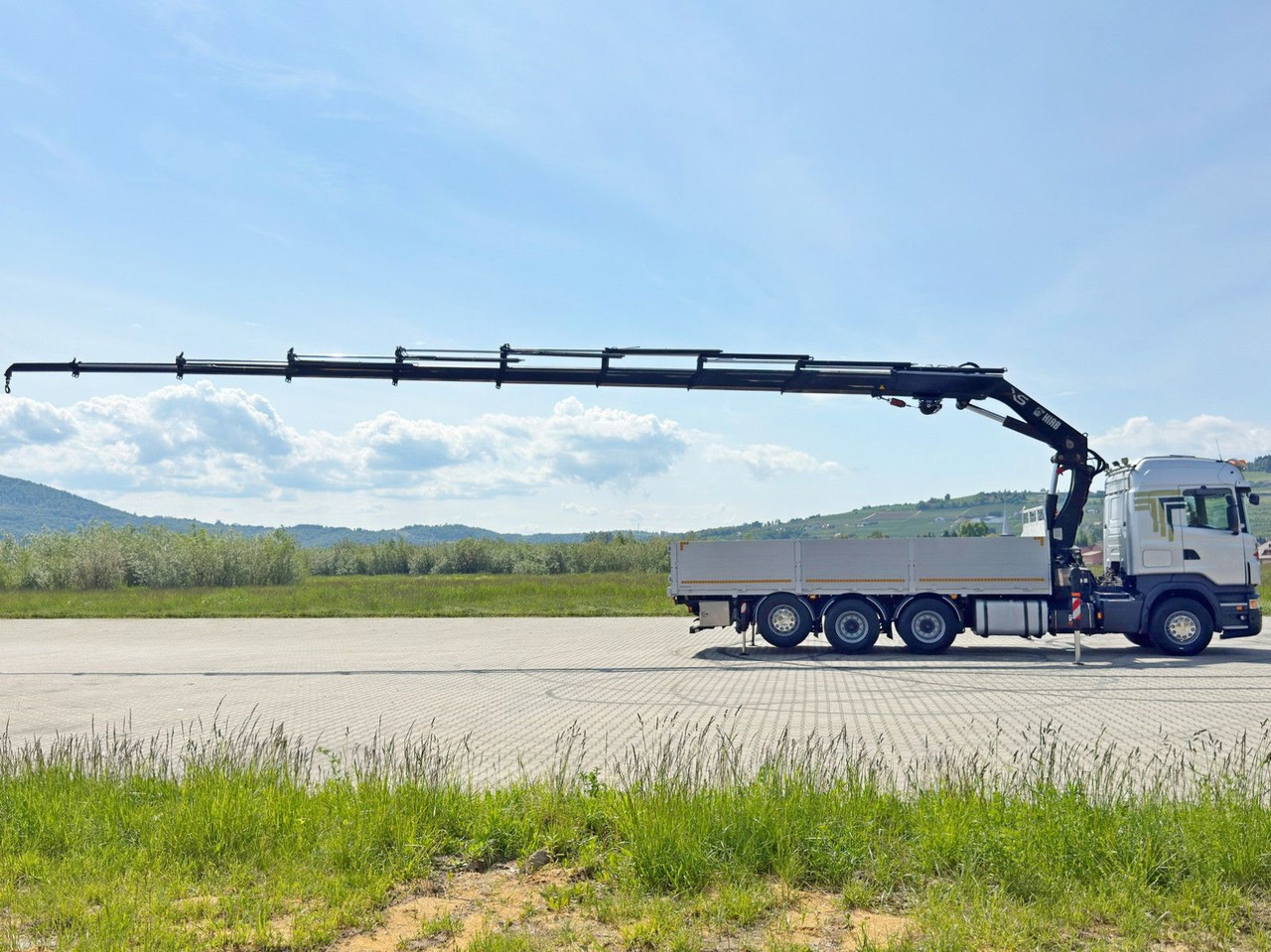 Scania R480 PRITSCHE 6,85m *HIAB 377 E-8 HIPRO/FUNK*8x4 - Tovornjak z dvigalom: slika 5 Scania R480 PRITSCHE 6,85m *HIAB 377 E-8 HIPRO/FUNK*8x4 - Tovornjak z dvigalom: slika 5