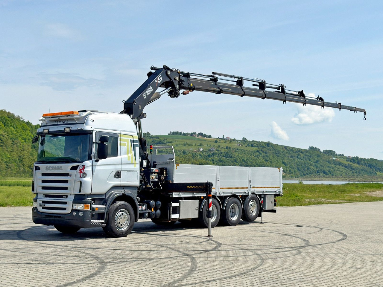 Scania R480 PRITSCHE 6,85m *HIAB 377 E-8 HIPRO/FUNK*8x4 - Tovornjak z dvigalom: slika 2 Scania R480 PRITSCHE 6,85m *HIAB 377 E-8 HIPRO/FUNK*8x4 - Tovornjak z dvigalom: slika 2