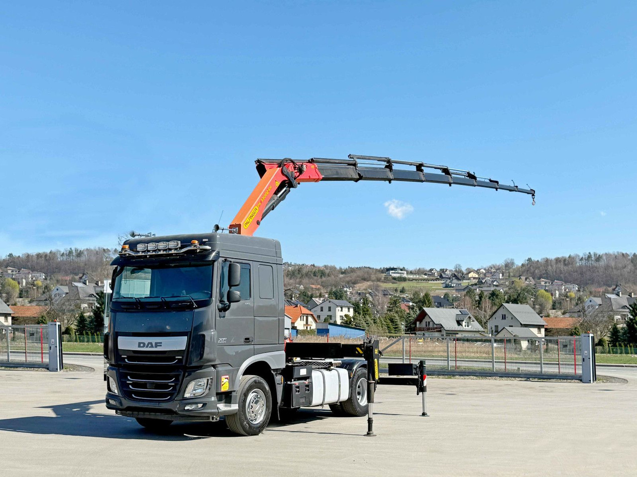 DAF XF 510 * Sattelzugmaschine * PK 33002-EH G+FUNK - Vlačilec: slika 2 DAF XF 510 * Sattelzugmaschine * PK 33002-EH G+FUNK - Vlačilec: slika 2