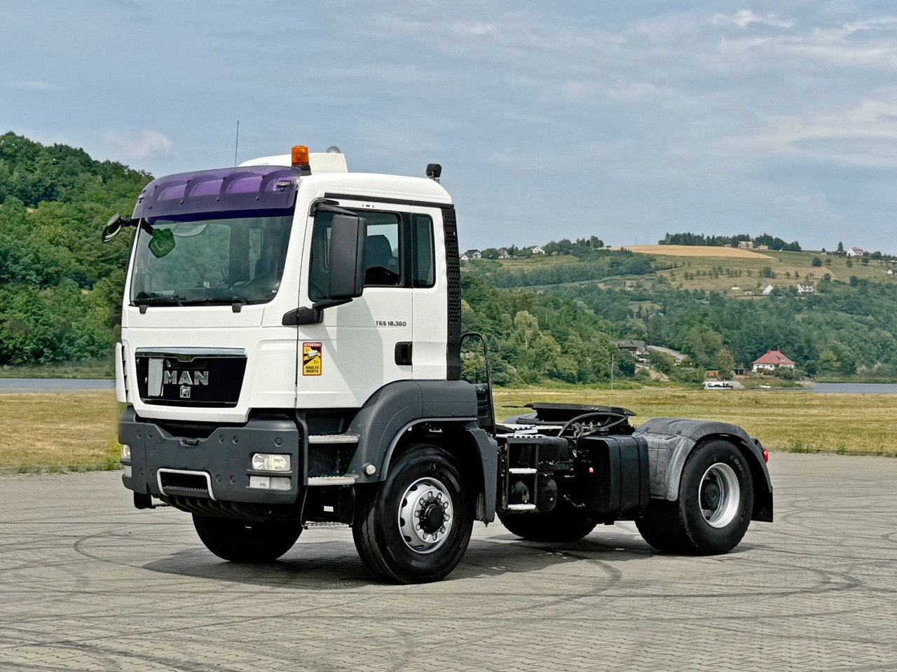 MAN TGS 18.360 * Sattelzugmaschine * 4x4 * TOP - Vlačilec: slika 2 MAN TGS 18.360 * Sattelzugmaschine * 4x4 * TOP - Vlačilec: slika 2