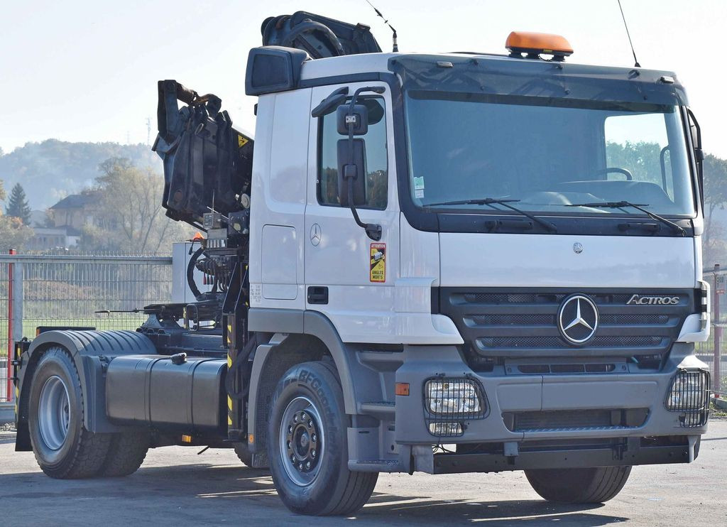 Mercedes-Benz ACTROS 1844 * Sattelzugmaschine *HIAB 330-5/FUNK - Vlačilec: slika 4 Mercedes-Benz ACTROS 1844 * Sattelzugmaschine *HIAB 330-5/FUNK - Vlačilec: slika 4
