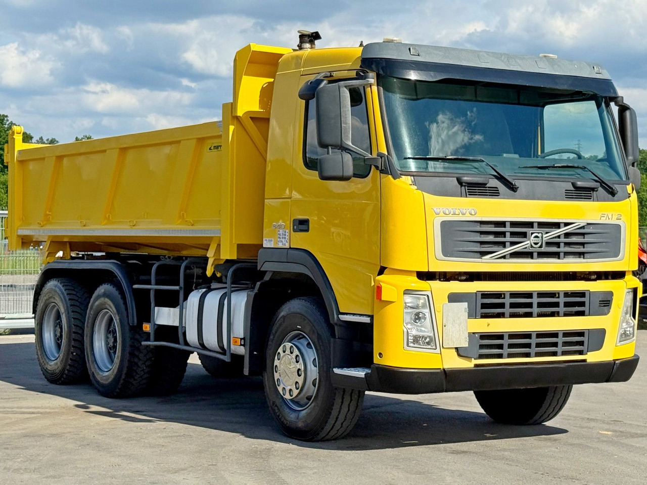Volvo FM 370 Kipper 6,20 m + BORDMATIC / 8x4 Volvo FM 12 340 Kipper 5,05 m + BORDMATIC / 6x4 - Tovornjak prekucnik, Tovornjak z dvigalom: slika 4 Volvo FM 370 Kipper 6,20 m + BORDMATIC / 8x4 Volvo FM 12 340 Kipper 5,05 m + BORDMATIC / 6x4 - Tovornjak prekucnik, Tovornjak z dvigalom: slika 4