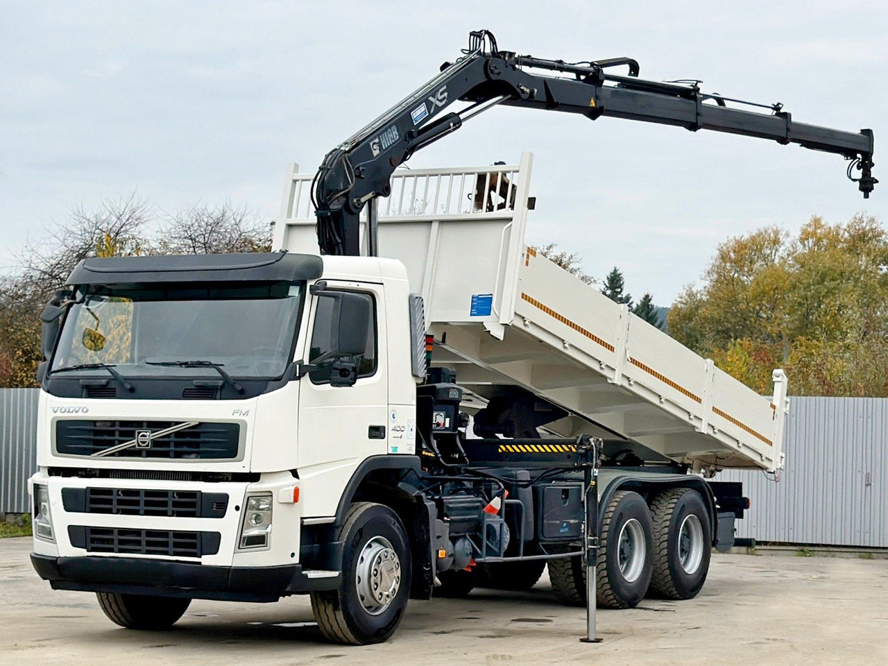 Volvo FM 400 Kipper 6,20m * HIAB 144 B-3 HIDUO* 6x4 - Tovornjak z dvigalom: slika 2 Volvo FM 400 Kipper 6,20m * HIAB 144 B-3 HIDUO* 6x4 - Tovornjak z dvigalom: slika 2