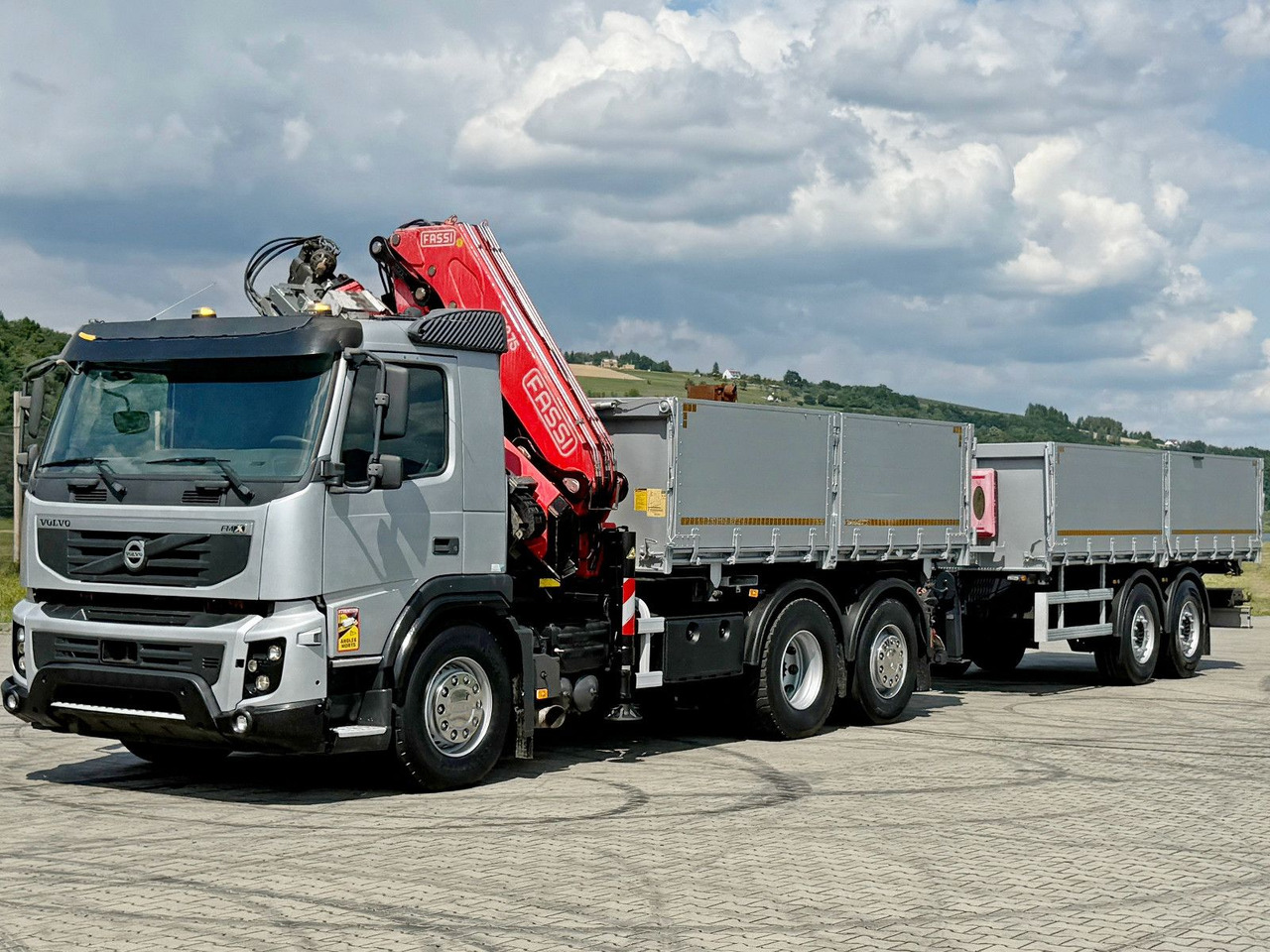 Volvo FMX 420* FASSI F275.2.25 + FUNK + Anhänger / TOP - Tovornjak prekucnik, Tovornjak z dvigalom: slika 5 Volvo FMX 420* FASSI F275.2.25 + FUNK + Anhänger / TOP - Tovornjak prekucnik, Tovornjak z dvigalom: slika 5