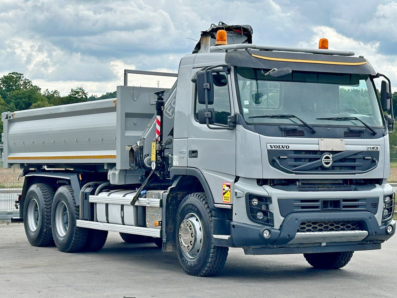 Volvo FMX 420 Kipper 5,10m *FASSI F155A.0.22+FUNK/6x4 - Tovornjak prekucnik: slika 4 Volvo FMX 420 Kipper 5,10m *FASSI F155A.0.22+FUNK/6x4 - Tovornjak prekucnik: slika 4