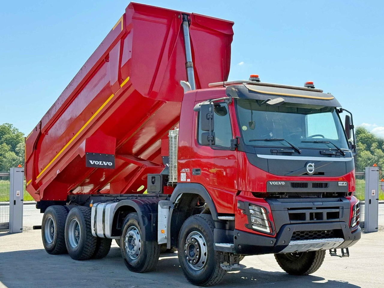 Volvo FMX 420 Kipper * TOPZUSTAND / 8x4 ! - Tovornjak prekucnik: slika 3 Volvo FMX 420 Kipper * TOPZUSTAND / 8x4 ! - Tovornjak prekucnik: slika 3