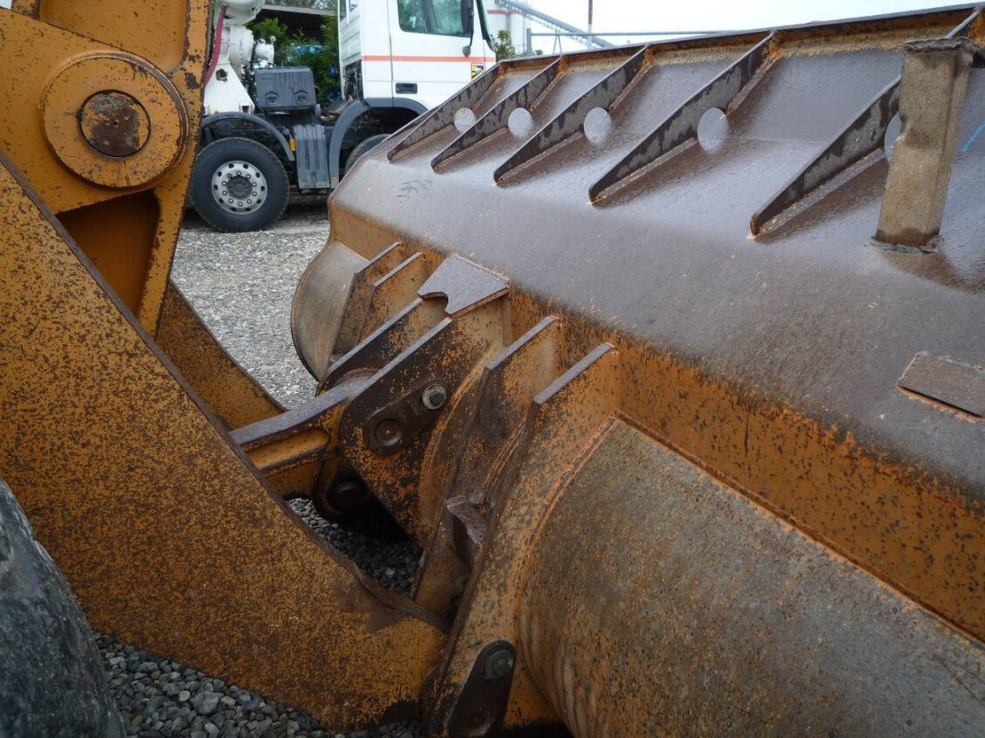 Kolesni nakladalec Case 921E: slika 12