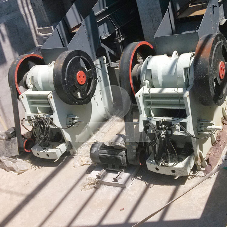 Liming Gravel Crusher Rock Crushing Production Plant - Čeljustni drobilec: slika 2 Liming Gravel Crusher Rock Crushing Production Plant - Čeljustni drobilec: slika 2