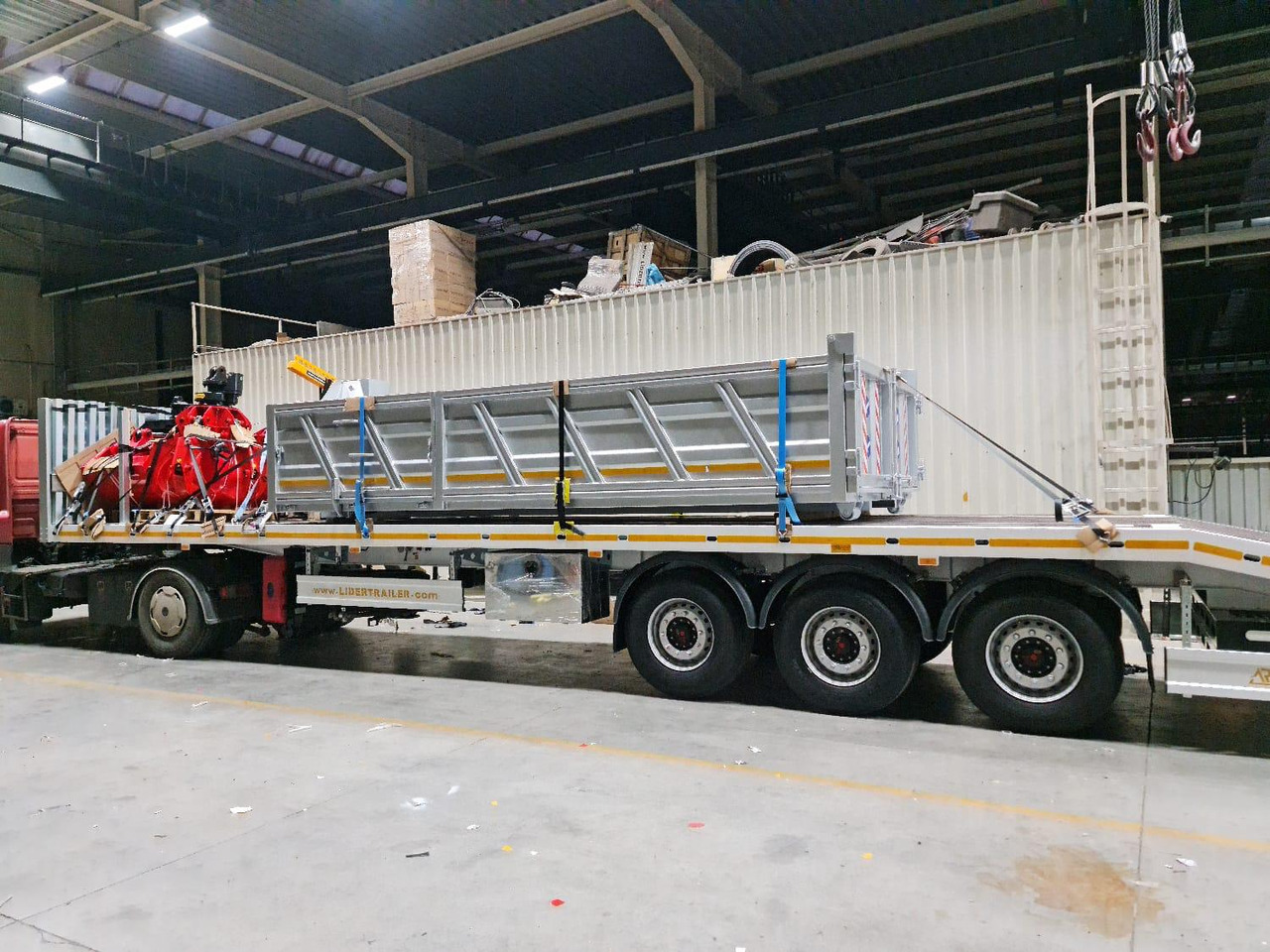 Nov Kontejnerska polprikolica/ Polprikolica z zamenljivim tovoriščem LIDER LIDER NEW 2025 Year DUMPER SEMI TRAILER  READY IN STOCKS: slika 5