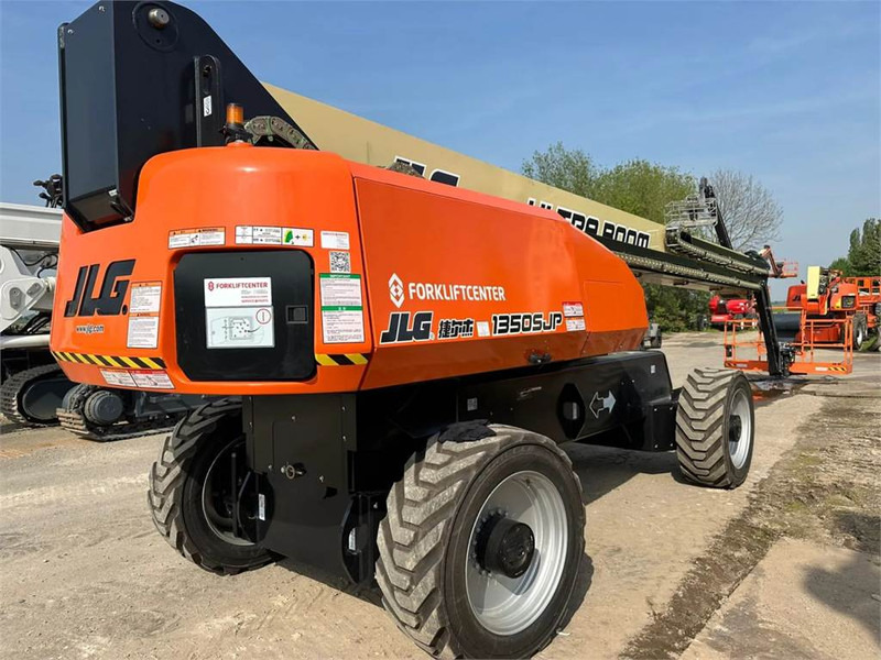JLG 1350SJP - Gradbeni stroj: slika 2 JLG 1350SJP - Gradbeni stroj: slika 2