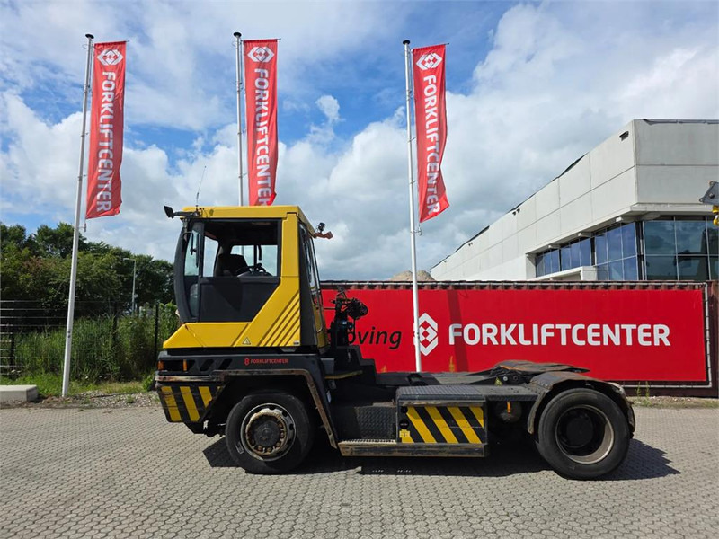 Terberg RT282 4x4 - Terminalski traktor: slika 4 Terberg RT282 4x4 - Terminalski traktor: slika 4