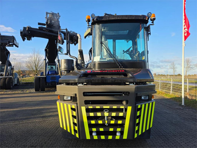 Terberg RT403 4x4 - Terminalski traktor: slika 5 Terberg RT403 4x4 - Terminalski traktor: slika 5