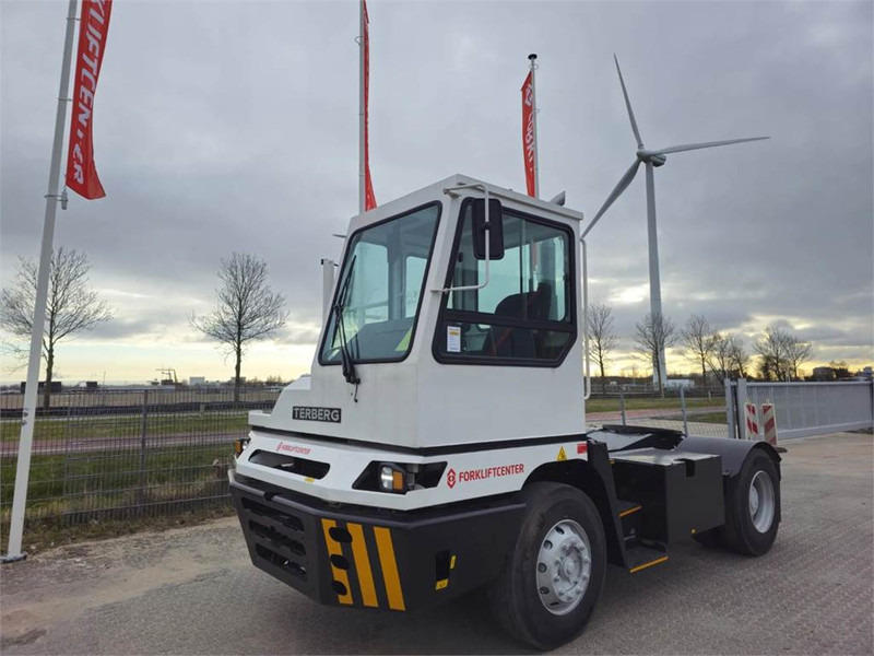 Terberg YT220 - Terminalski traktor: slika 2 Terberg YT220 - Terminalski traktor: slika 2