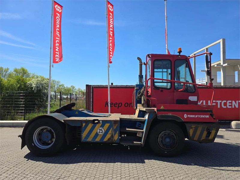 Terberg YT222 - Terminalski traktor: slika 3 Terberg YT222 - Terminalski traktor: slika 3