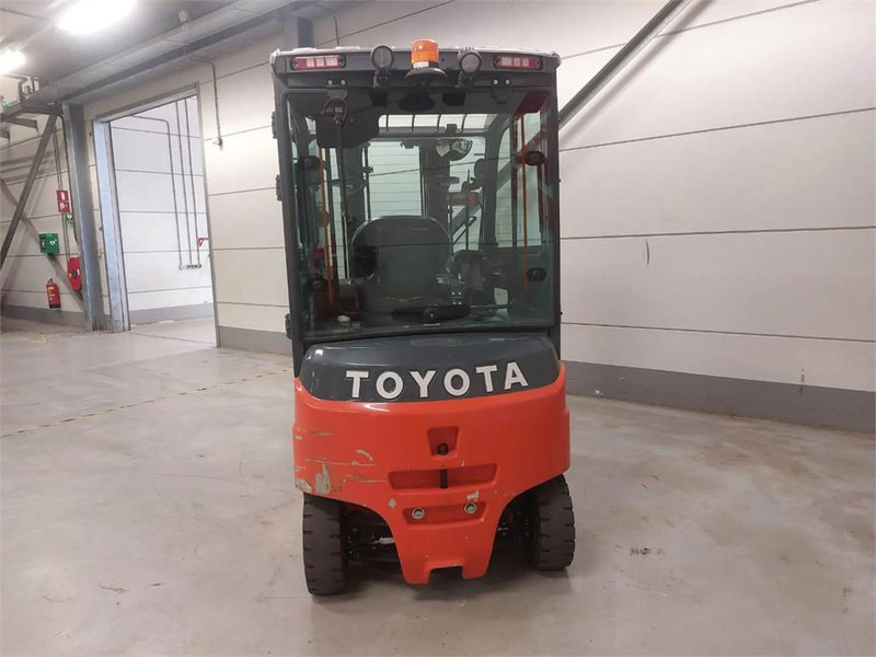 Električni viličar Toyota 8FBMKT25: slika 7