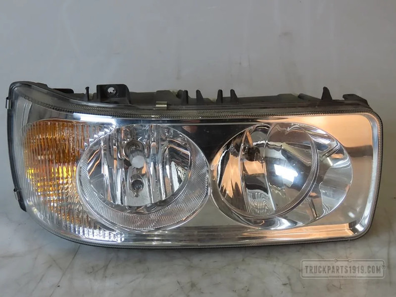 DAF Lighting Koplamp Re. DAF CF - Žarometi za Tovornjak: slika 1 DAF Lighting Koplamp Re. DAF CF - Žarometi za Tovornjak: slika 1