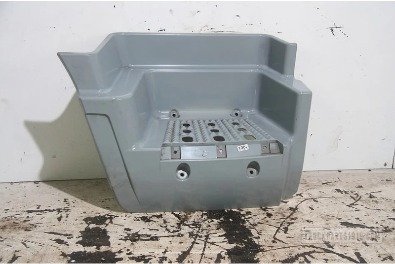 Iveco Body & Chassis Parts Stralis Instapbak R - Vstopni prag za Tovornjak: slika 1 Iveco Body & Chassis Parts Stralis Instapbak R - Vstopni prag za Tovornjak: slika 1