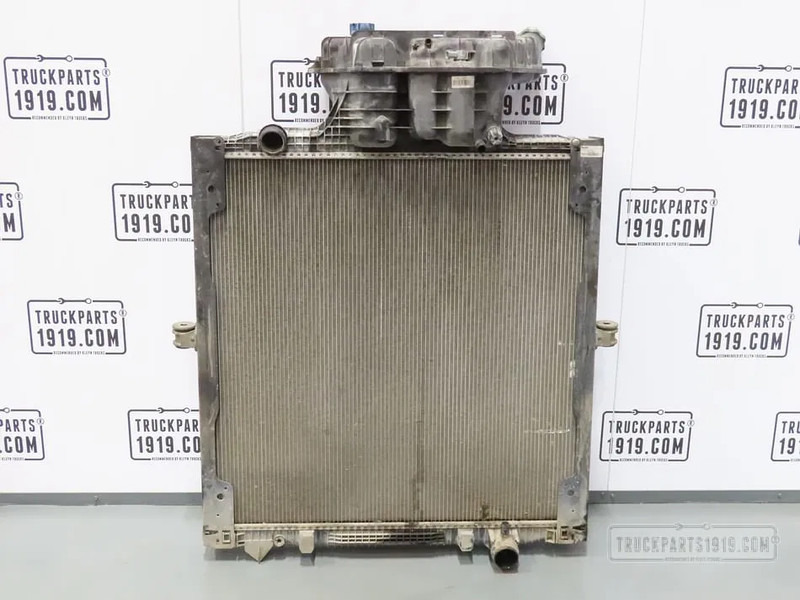 MAN 81.06101-6809 Radiateur TGX - Hladilnik motorja za Tovornjak: slika 1 MAN 81.06101-6809 Radiateur TGX - Hladilnik motorja za Tovornjak: slika 1