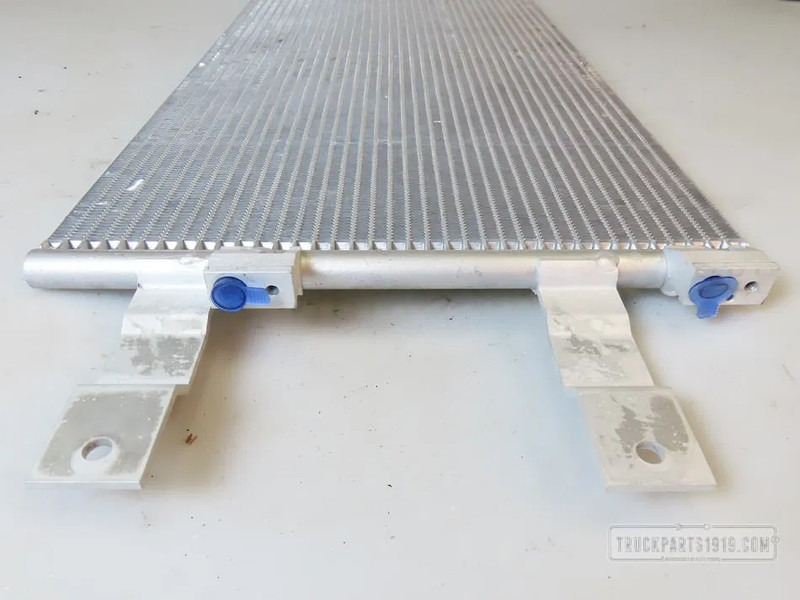 MAN 81.61920-6041 Condensor TGX 2007 - Hladilnik motorja za Tovornjak: slika 2 MAN 81.61920-6041 Condensor TGX 2007 - Hladilnik motorja za Tovornjak: slika 2