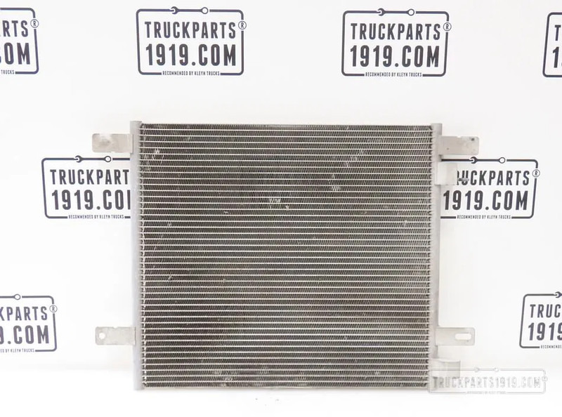 DAF 1706900 Airco condensor DAF LF - Rezervni deli za Tovornjak: slika 1 DAF 1706900 Airco condensor DAF LF - Rezervni deli za Tovornjak: slika 1