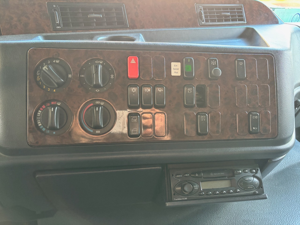 Tovornjak prekucnik MERCEDES Actros 1848    4x4: slika 9