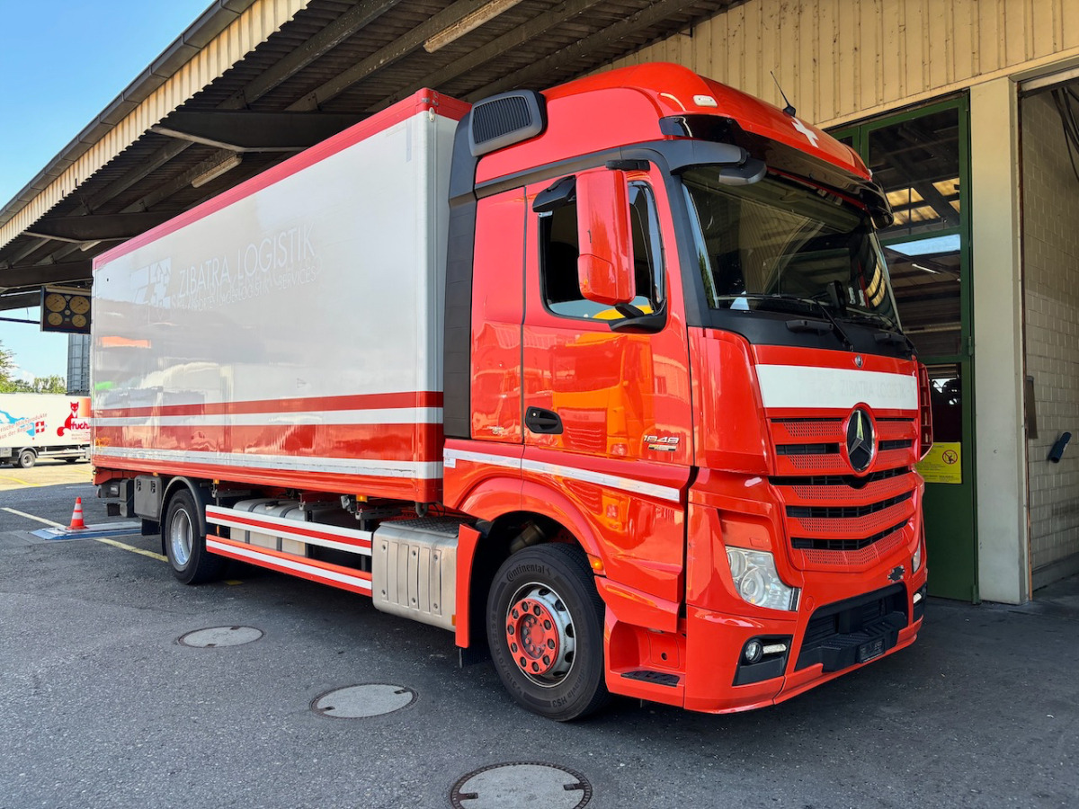 MERCEDES Actros 1848 - Tovornjak zabojnik: slika 1 MERCEDES Actros 1848 - Tovornjak zabojnik: slika 1