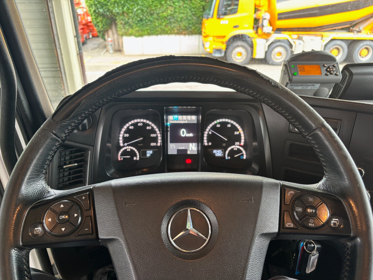 MERCEDES Arocs 3251 - Tovornjak prekucnik: slika 5 MERCEDES Arocs 3251 - Tovornjak prekucnik: slika 5