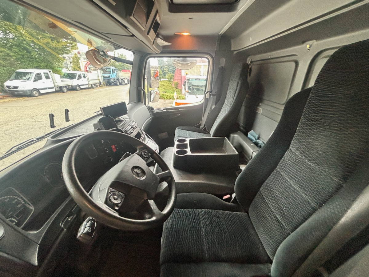 MERCEDES Atego 1530 - Tovornjak s kesonom: slika 4 MERCEDES Atego 1530 - Tovornjak s kesonom: slika 4