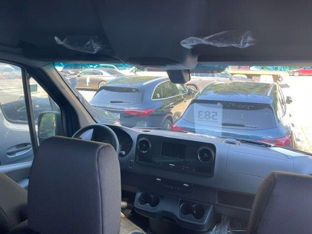 Mercedes-Benz Sprinter 317 L3H2 6-Sitzer - Furgon, Dostavno vozilo z dvojno kabino: slika 3 Mercedes-Benz Sprinter 317 L3H2 6-Sitzer - Furgon, Dostavno vozilo z dvojno kabino: slika 3