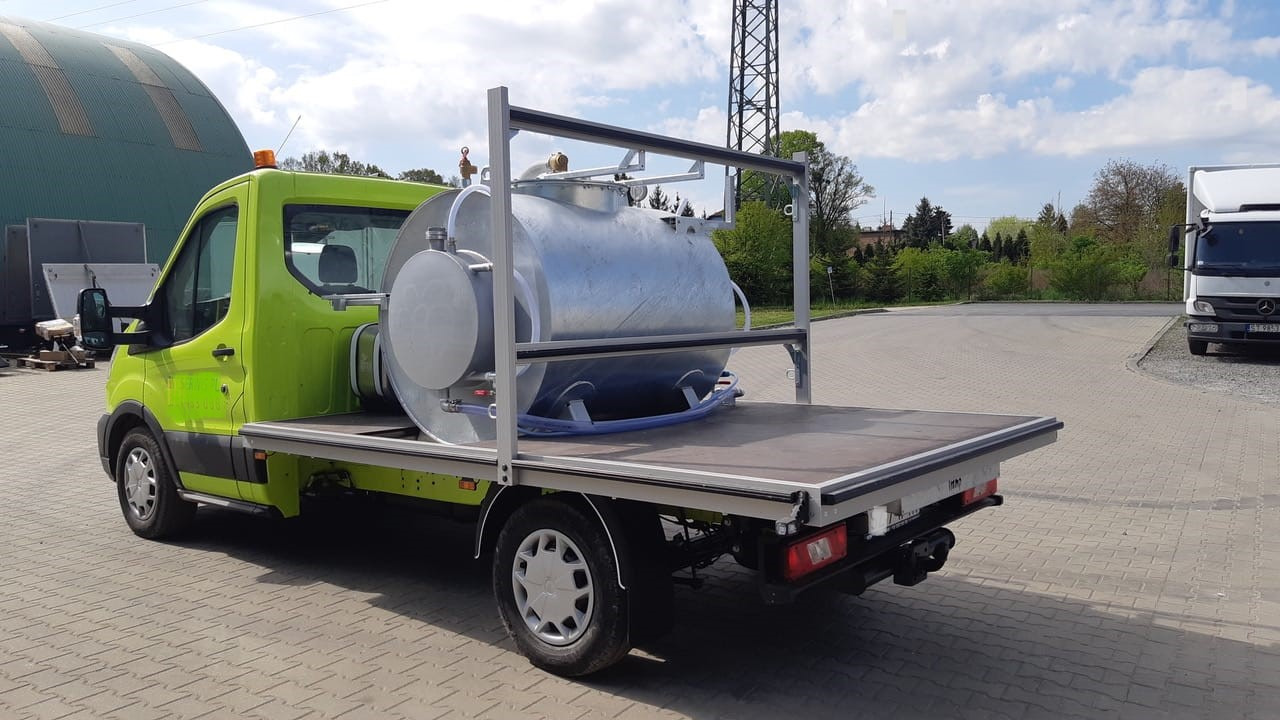 Renault Master Absaugfahrzeug - Vakuumski tovornjak: slika 2 Renault Master Absaugfahrzeug - Vakuumski tovornjak: slika 2