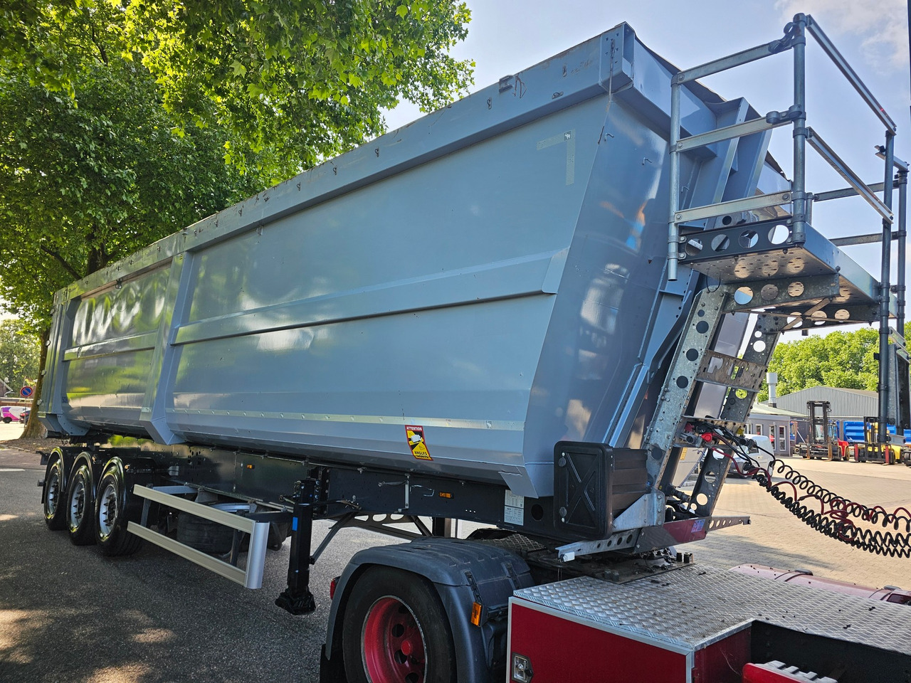 Schmitz SGF-S3 Scraptipper 55 M3 - Kiper polprikolica: slika 3 Schmitz SGF-S3 Scraptipper 55 M3 - Kiper polprikolica: slika 3