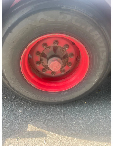 Renders 2x 20 1x 30 1x 40 in prijs verlaagt - Kontejnerska polprikolica/ Polprikolica z zamenljivim tovoriščem: slika 3 Renders 2x 20 1x 30 1x 40 in prijs verlaagt - Kontejnerska polprikolica/ Polprikolica z zamenljivim tovoriščem: slika 3