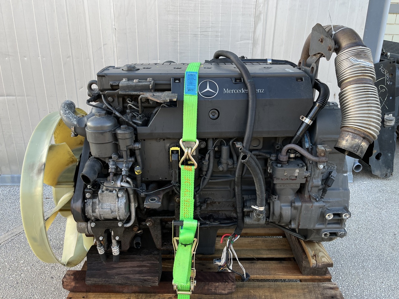 ENGINE AXOR OM926LA EURO5 330PS - Motor za Tovornjak: slika 1 ENGINE AXOR OM926LA EURO5 330PS - Motor za Tovornjak: slika 1