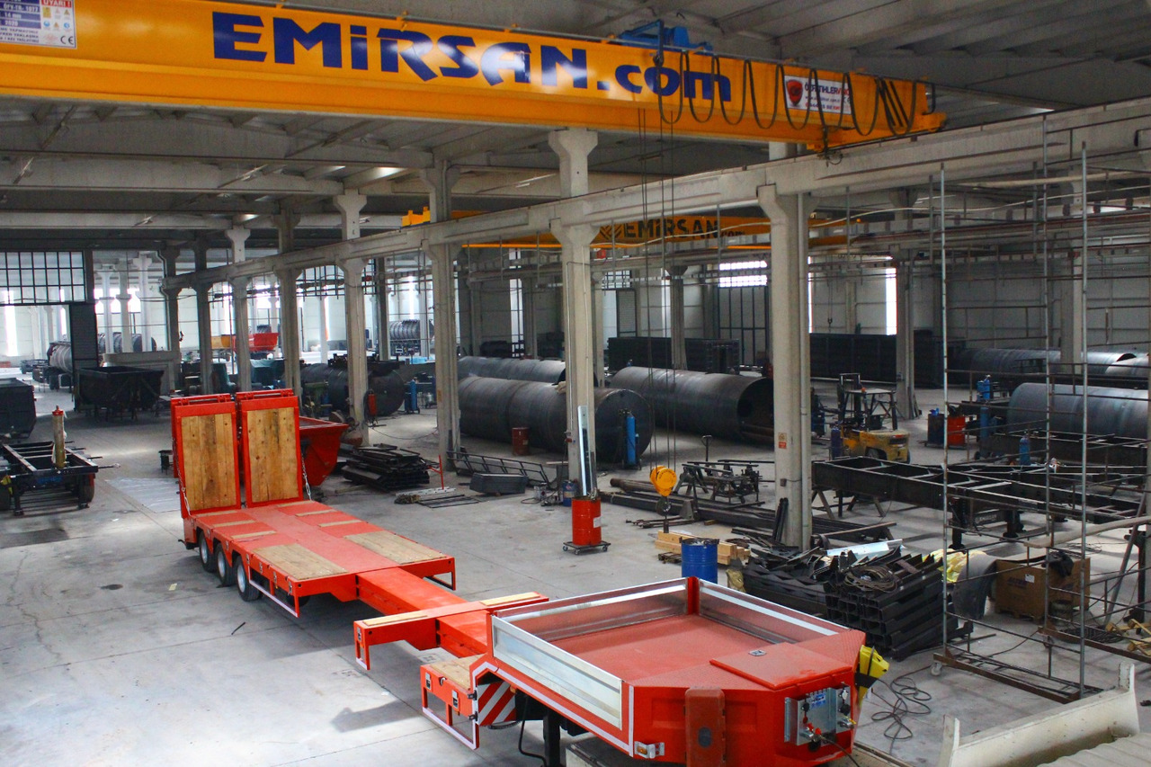 EMIRSAN 3 AXLE EXTENDABLE PLATFORM LOWBED - Nizko noseča polprikolica: slika 3 EMIRSAN 3 AXLE EXTENDABLE PLATFORM LOWBED - Nizko noseča polprikolica: slika 3