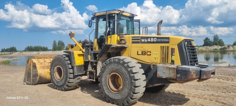 Komatsu WA480-5 - Kolesni nakladalec: slika 2 Komatsu WA480-5 - Kolesni nakladalec: slika 2