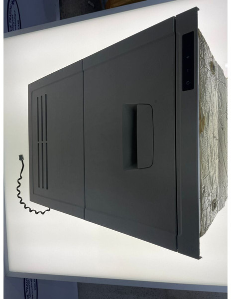 Volvo FH Fridge 82174070 - Kabina in notranjost: slika 2 Volvo FH Fridge 82174070 - Kabina in notranjost: slika 2