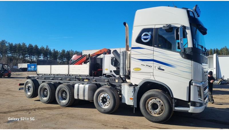 Volvo FH750 New engine and gearbox - Tovornjak-šasija: slika 2 Volvo FH750 New engine and gearbox - Tovornjak-šasija: slika 2