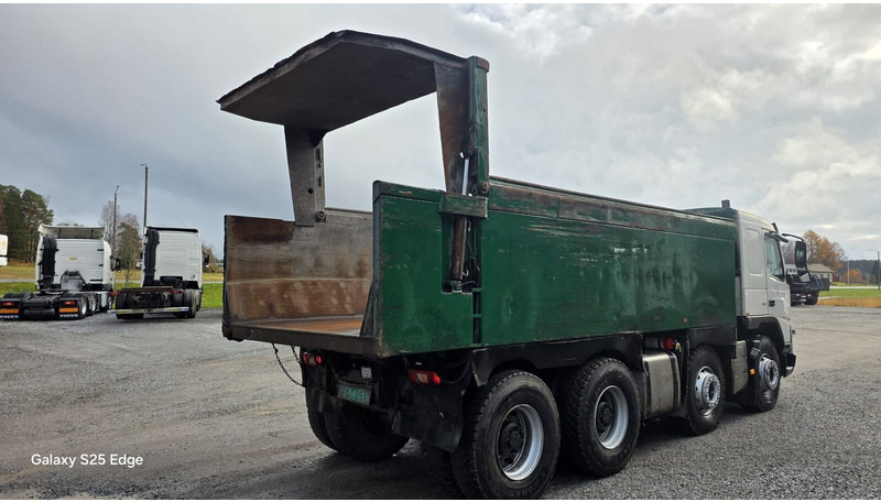 Volvo FMX 500 8x4 ONLY 231 tkm - Tovornjak prekucnik: slika 4 Volvo FMX 500 8x4 ONLY 231 tkm - Tovornjak prekucnik: slika 4