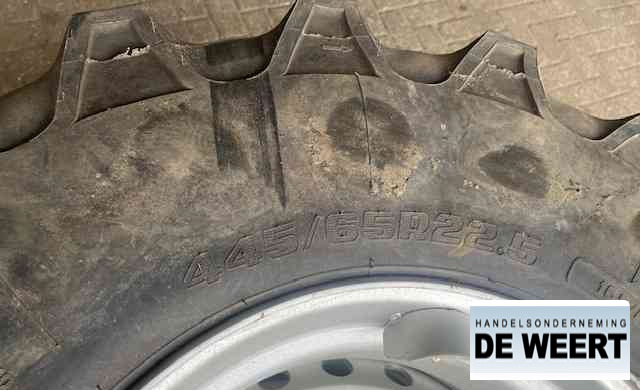 Magni 445/65R22.5 - Gume in platišča za Kmetijski stroj: slika 5 Magni 445/65R22.5 - Gume in platišča za Kmetijski stroj: slika 5
