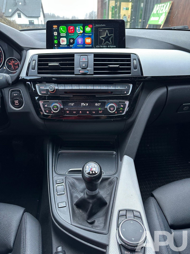 BMW 330i F30 M-PAKIET PERFORMANCE - Avtomobil: slika 4 BMW 330i F30 M-PAKIET PERFORMANCE - Avtomobil: slika 4