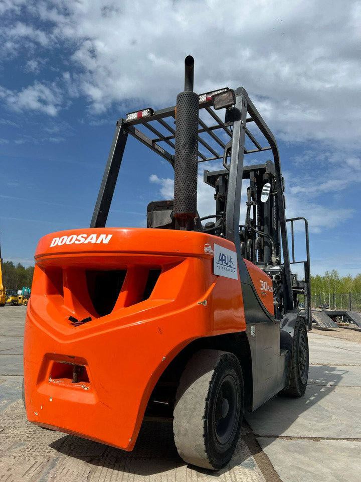 DOOSAN D30 GP - Viličar: slika 4 DOOSAN D30 GP - Viličar: slika 4