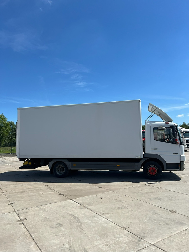 Mercedes-Benz ATEGO 818 dostawczy winda - Tovornjak zabojnik: slika 4 Mercedes-Benz ATEGO 818 dostawczy winda - Tovornjak zabojnik: slika 4