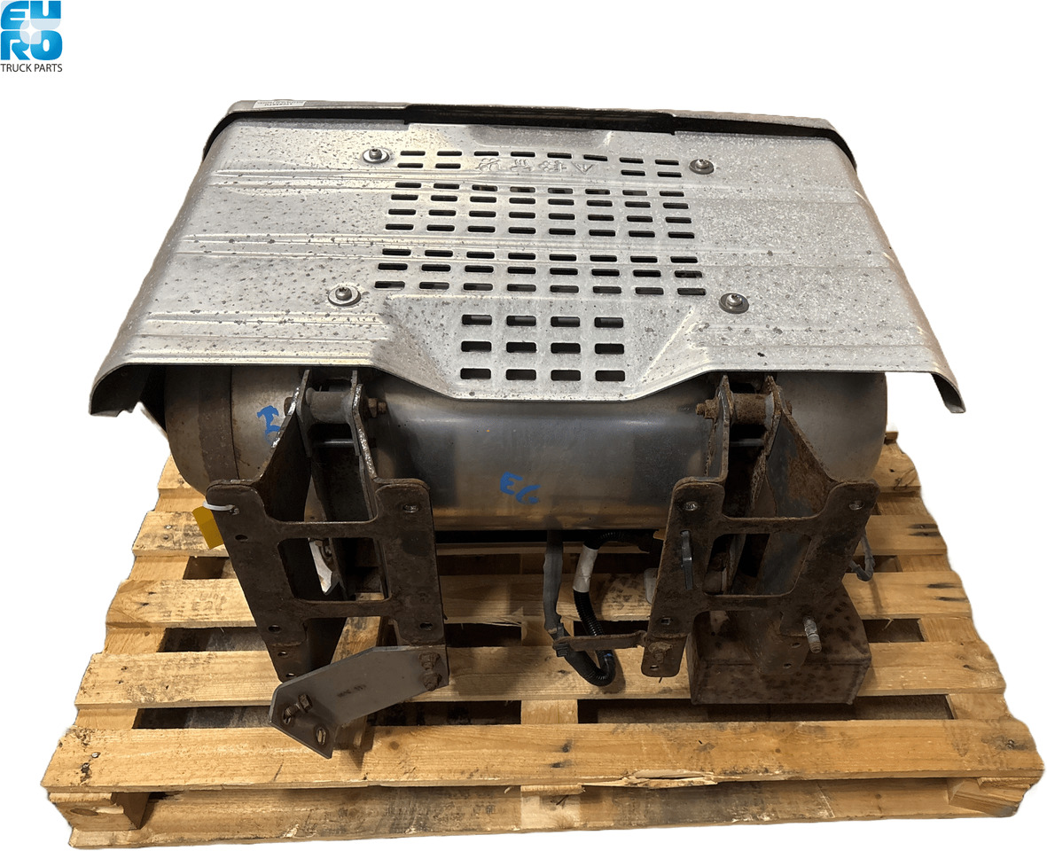DAF LF45-55, E6 EXHAUST SILENCER USED + DEPOSIT 1708567U - Izpušna cev za Tovornjak: slika 2 DAF LF45-55, E6 EXHAUST SILENCER USED + DEPOSIT 1708567U - Izpušna cev za Tovornjak: slika 2